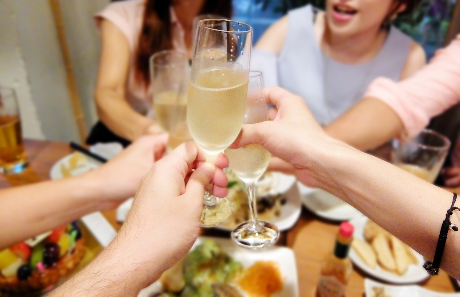 ♪♪♪ 参加メンバーで乾杯 ♪♪♪