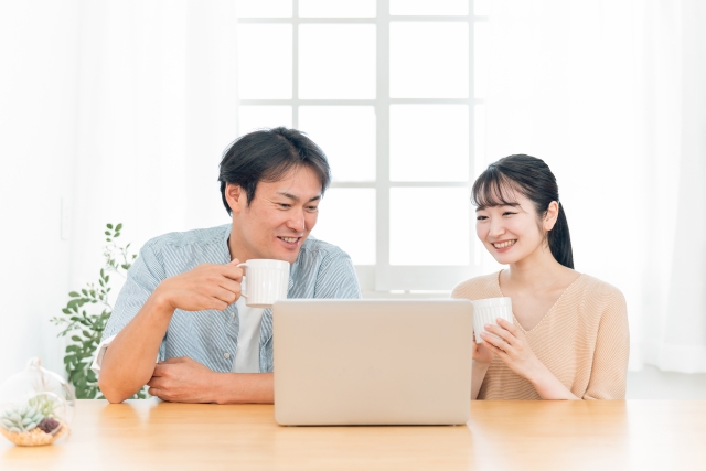 50代女性がマッチングアプリを使って効率的にデート相手見つけるテクニック